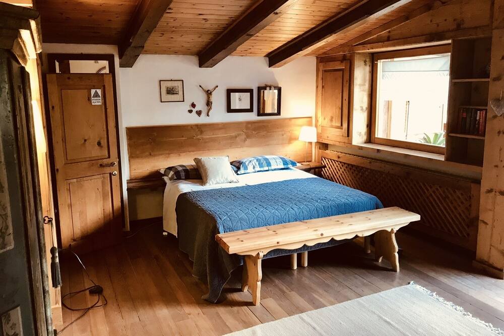 Photo of Bedroom in Castello-Molina di Fiemme