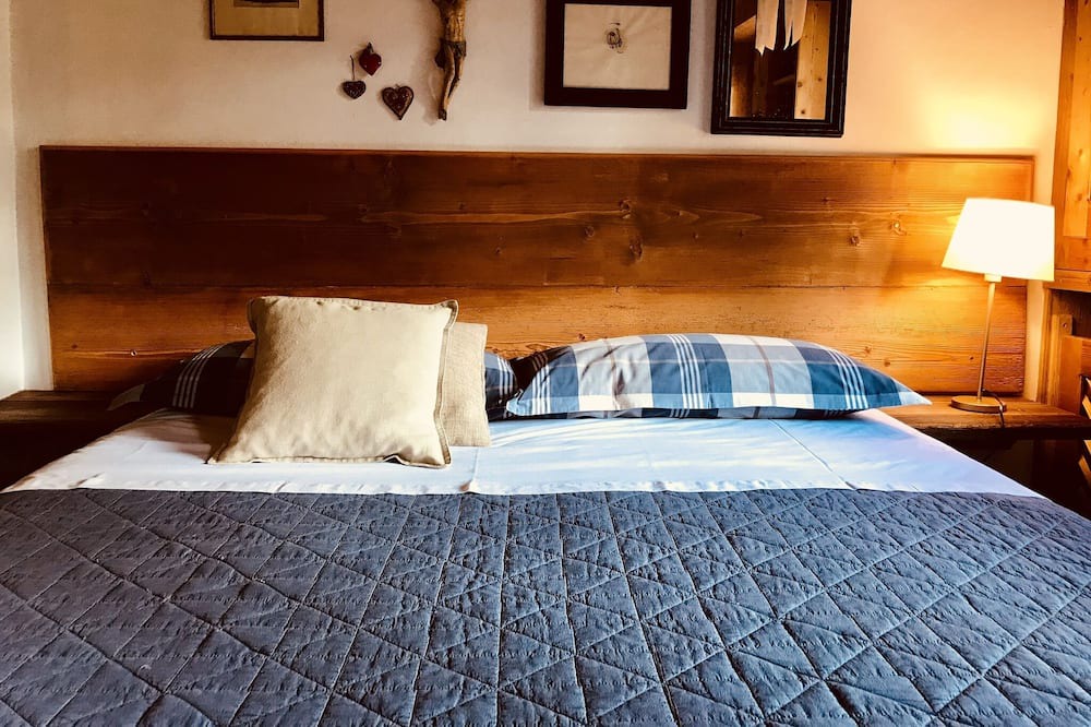 Photo of Bedroom in Castello-Molina di Fiemme