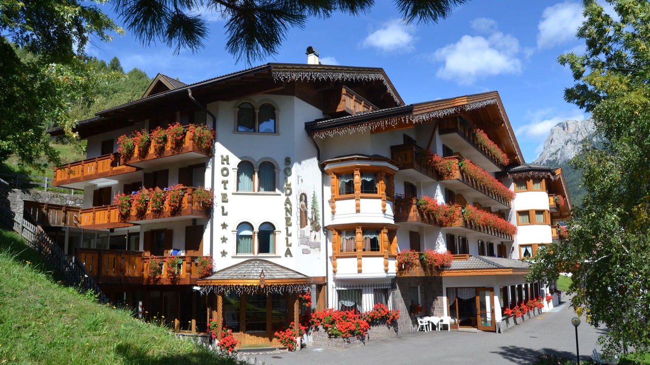 Photo of Buildings in Moena