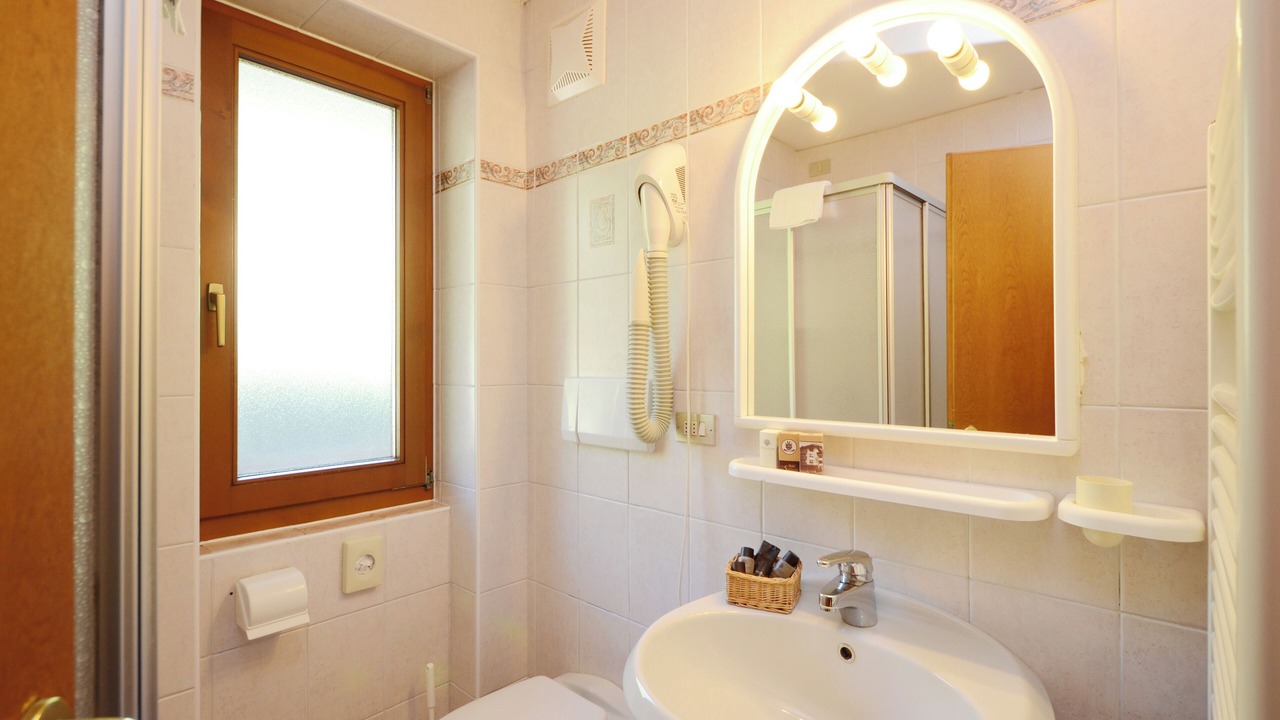 Photo of Bathroom in Moena
