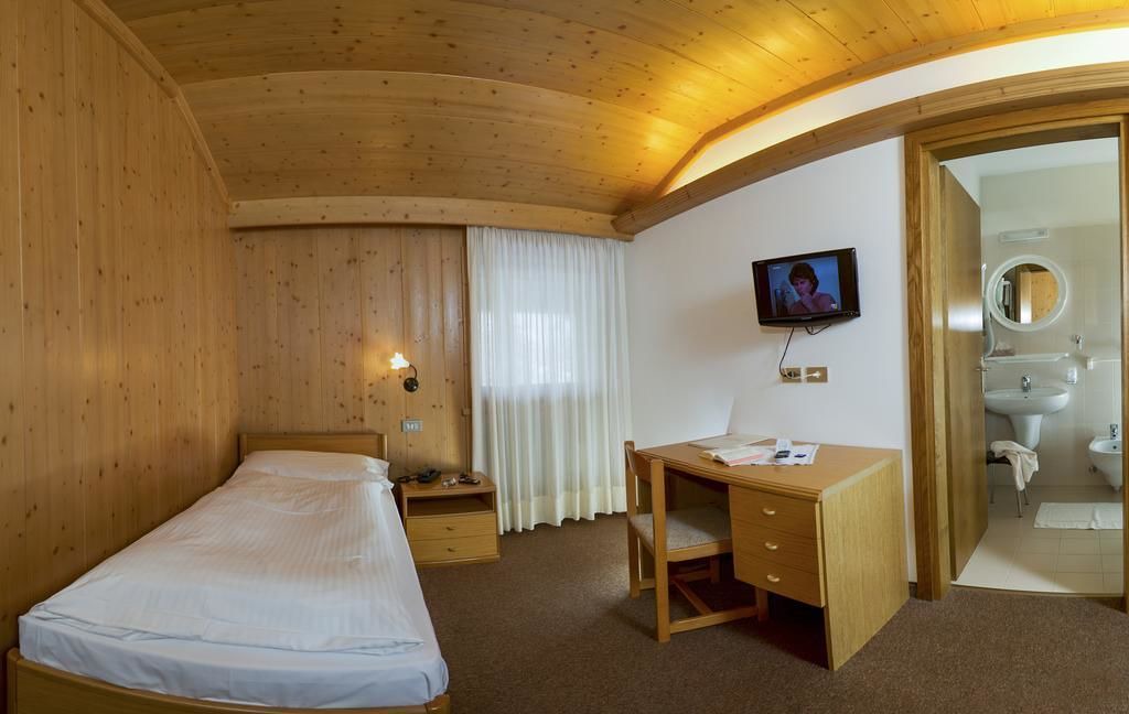 Photo of Bedroom in Vigo di Fassa