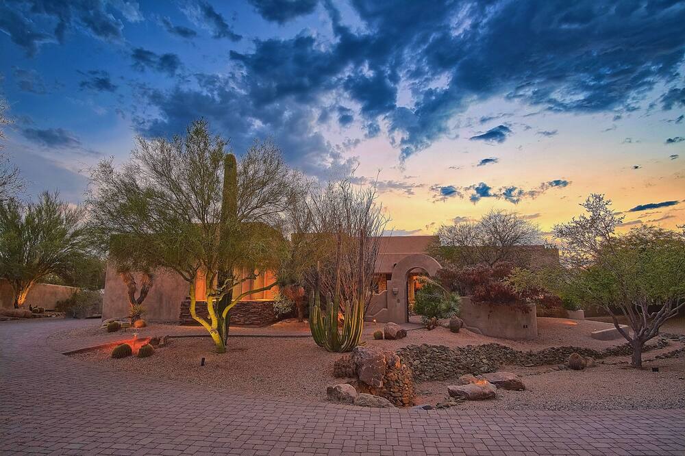 Photo of Others in Cave Creek