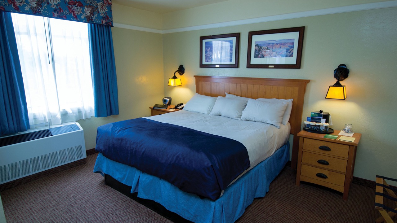 Photo of Bedroom in Grand Canyon Village