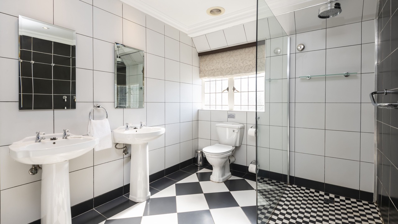 Photo of Bathroom in Hilton