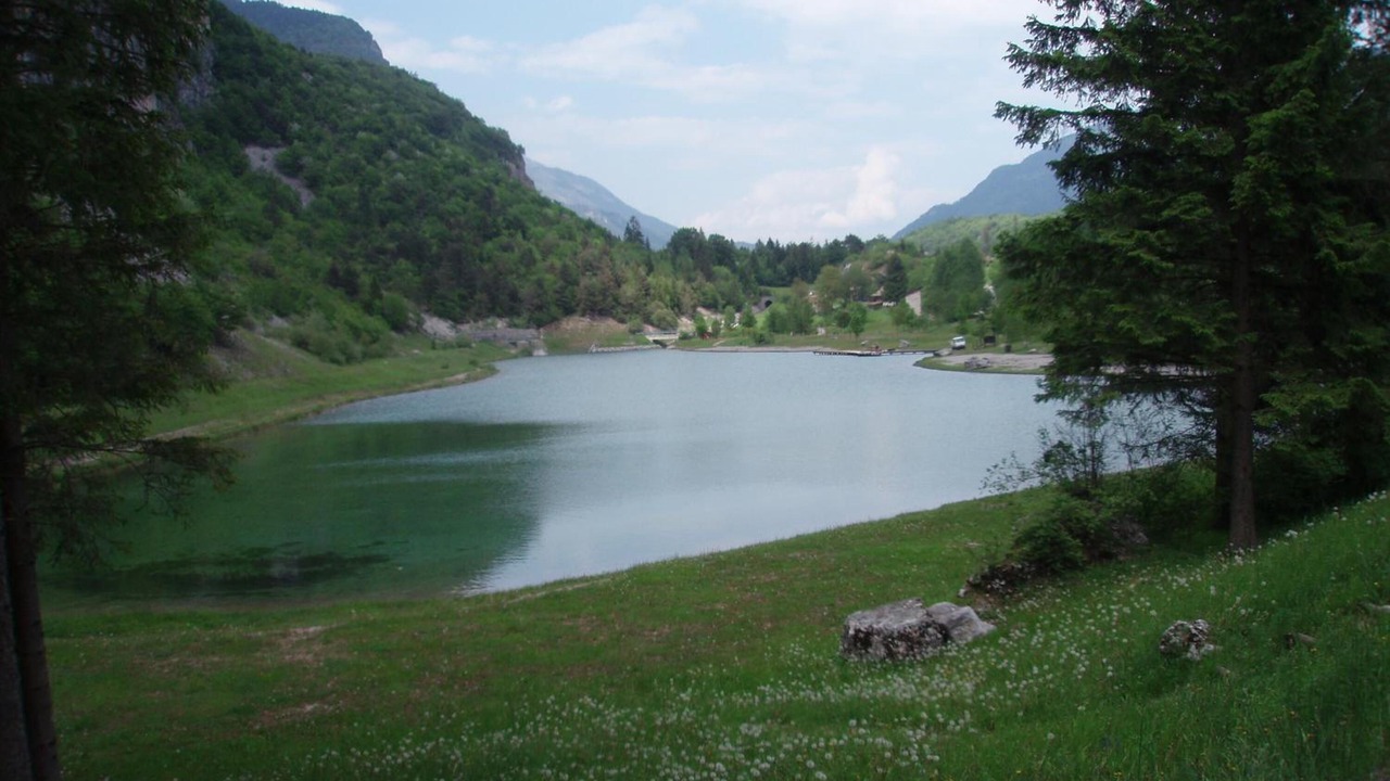 Photo of Outdoor in Nembia