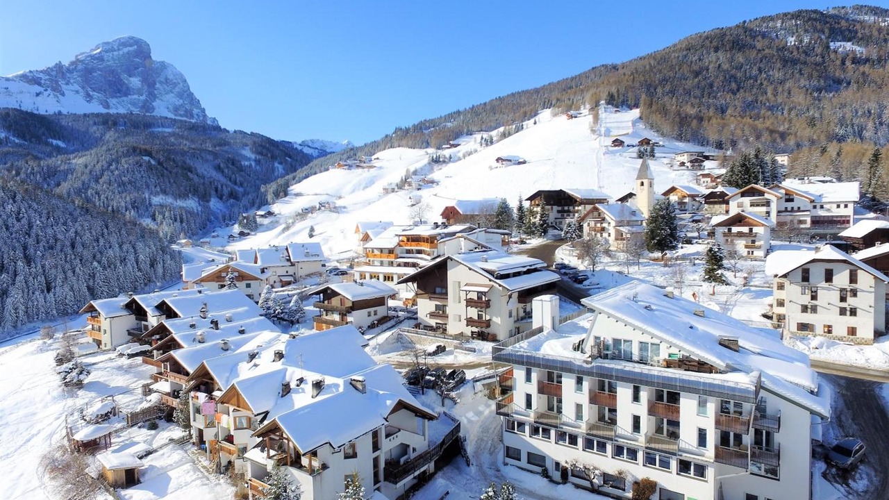 Photo of Buildings in Antermoia