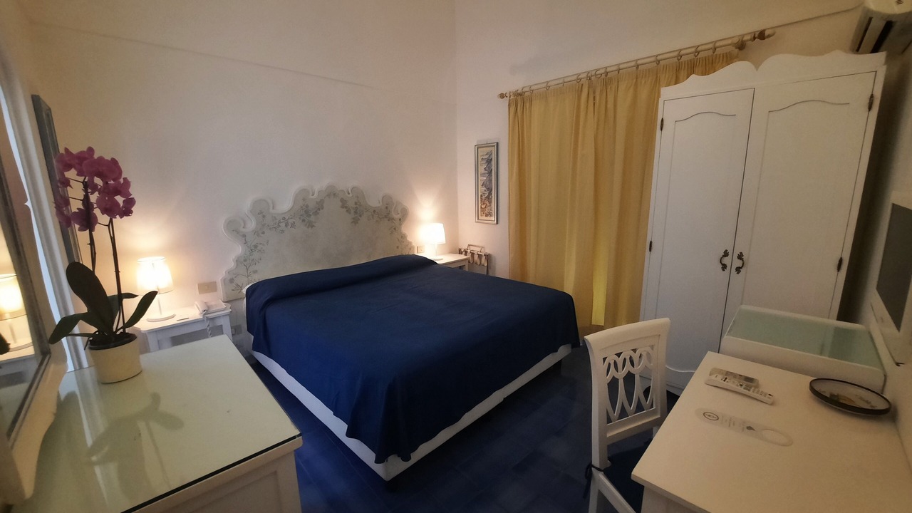 Photo of Bedroom in Positano City Centre