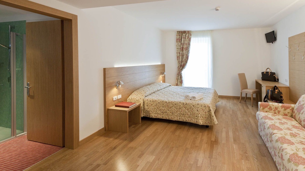 Photo of Bedroom in Levico Terme