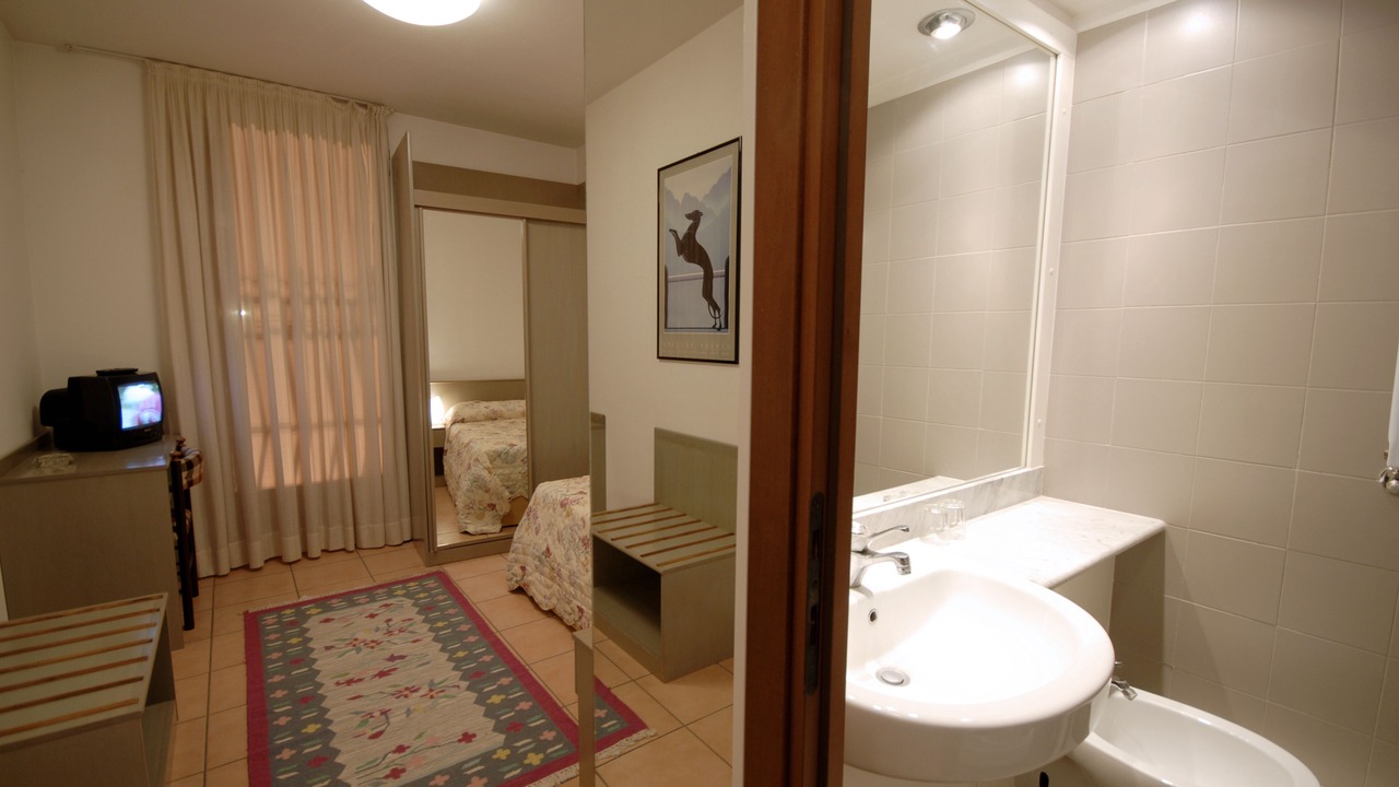 Photo of Bathroom in Ronzone