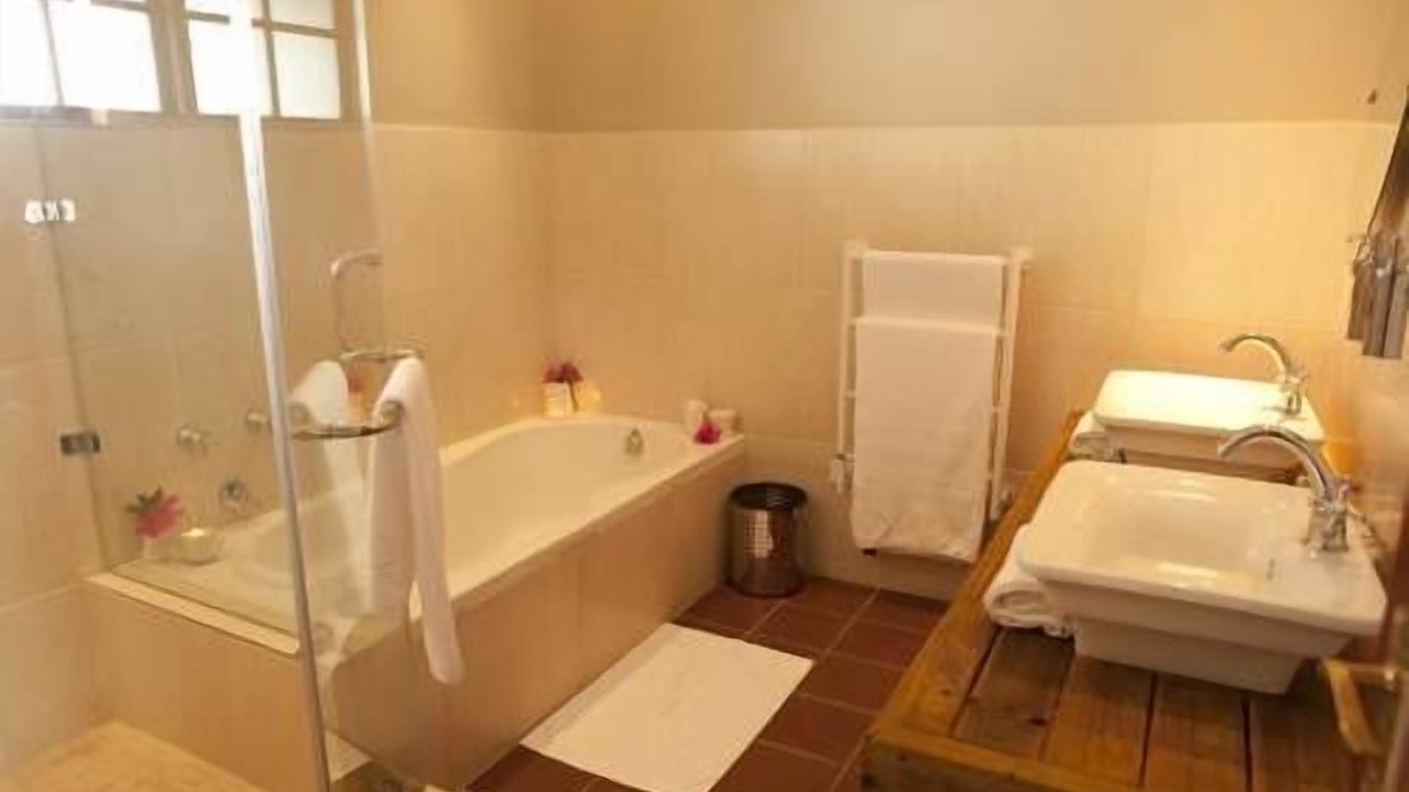 Photo of Bathroom in Lidgetton West