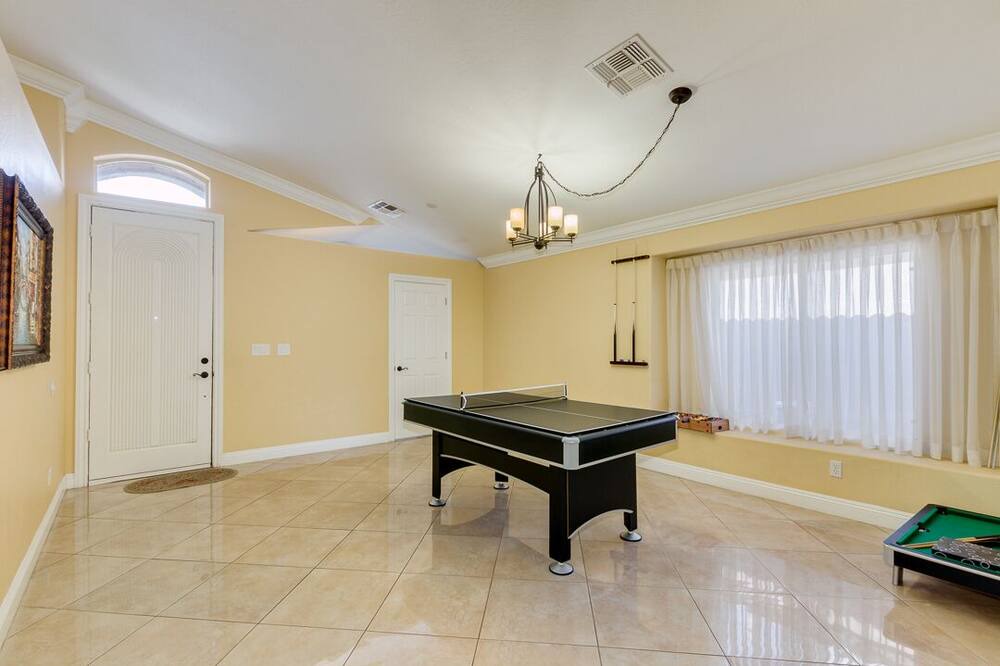 Photo of Bedroom in Paradise Valley Village