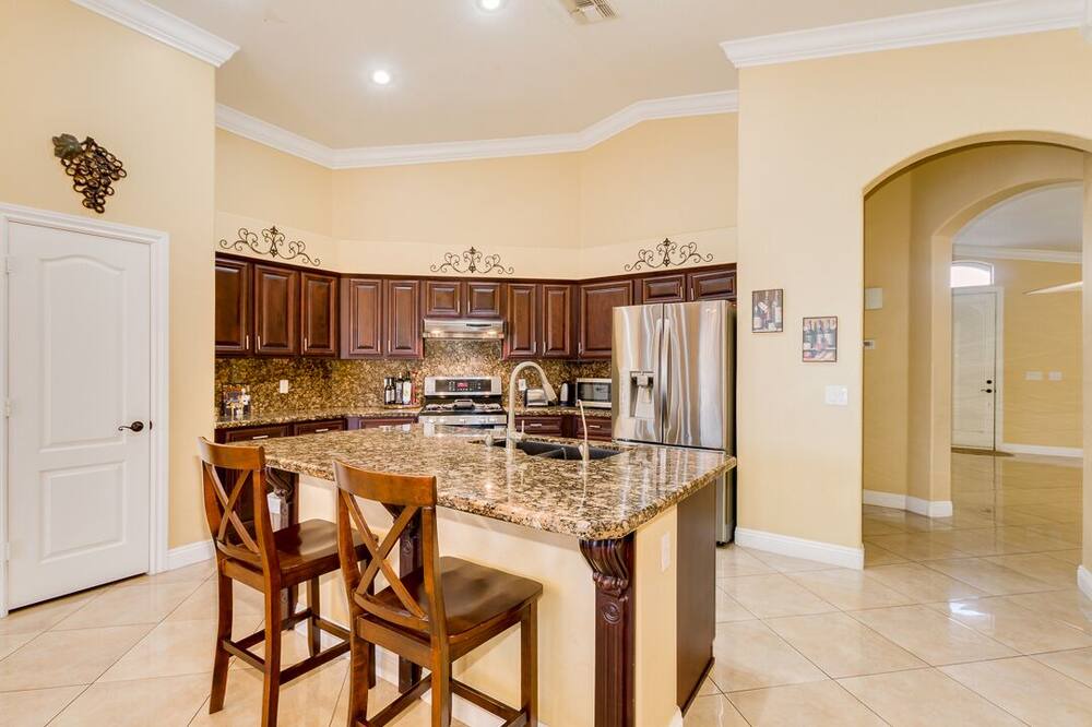 Photo of Kitchen in Paradise Valley Village