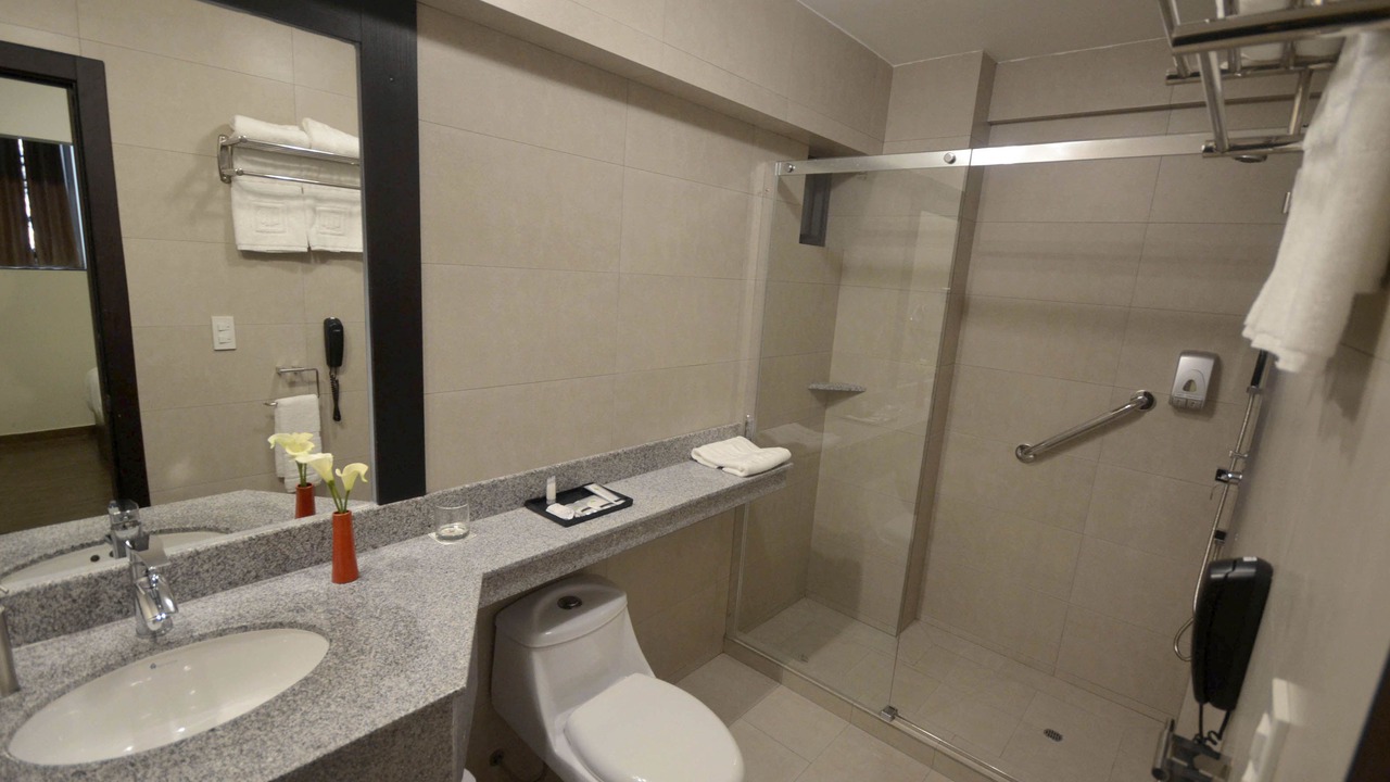 Photo of Bathroom in Victor Larco Herrera