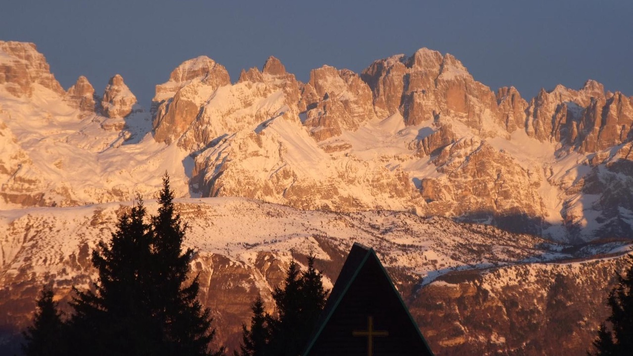 Photo of Outdoor in Vason