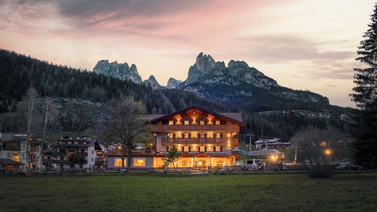 Photo of Outdoor in Pera