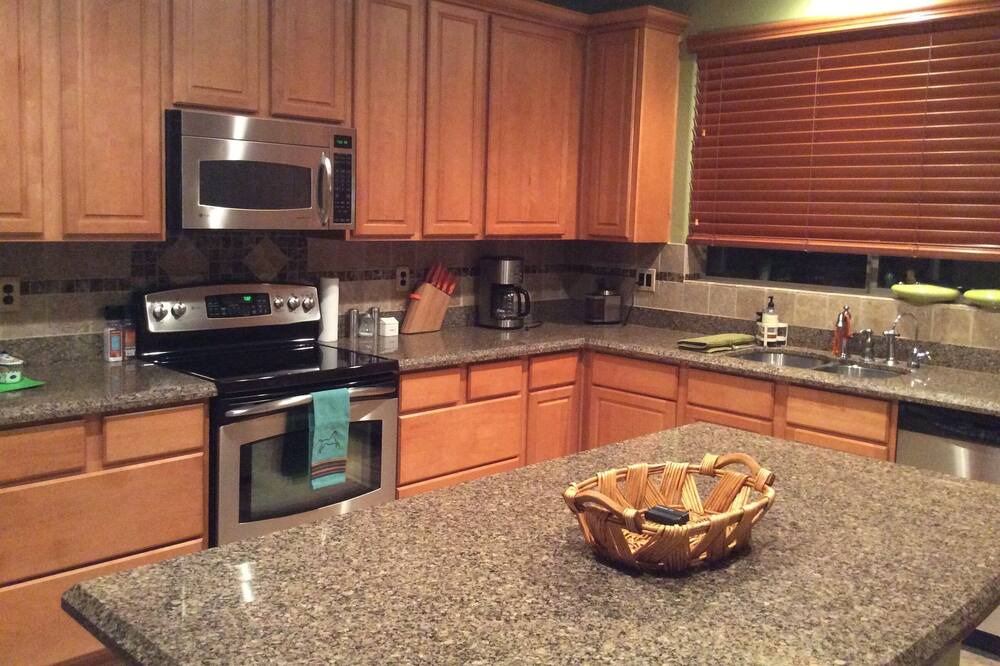 Photo of Kitchen in Queen Creek