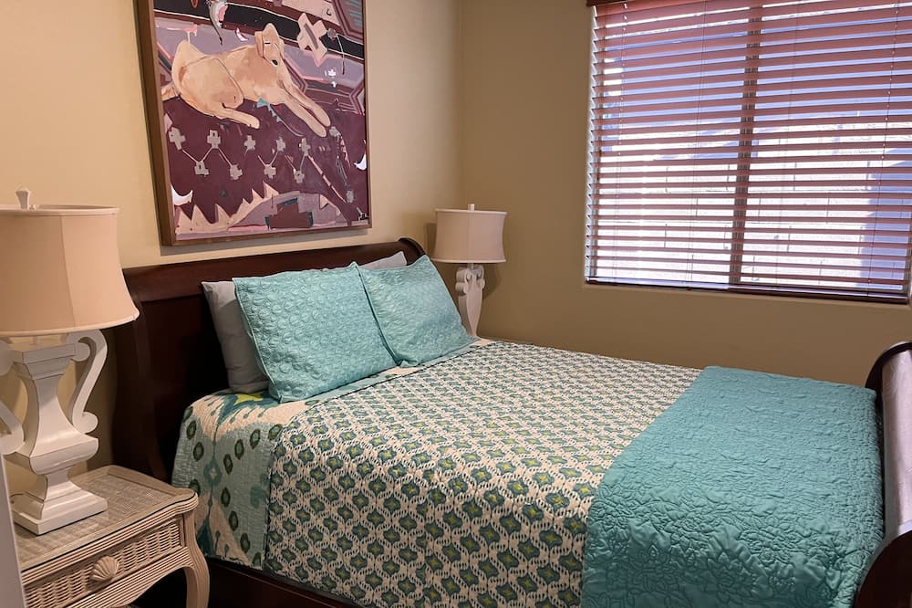 Photo of Bedroom in Queen Creek