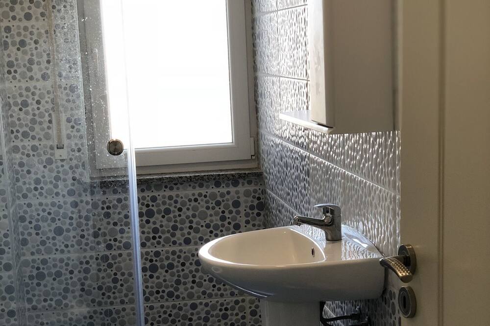 Photo of Bathroom in Velipoje