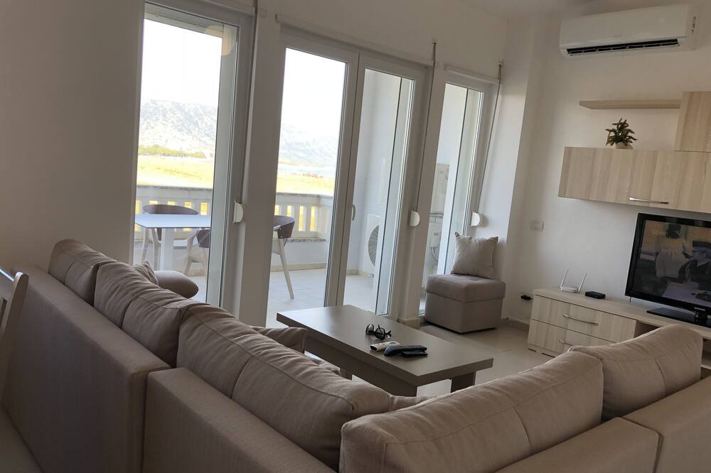 Photo of Livingroom in Velipoje