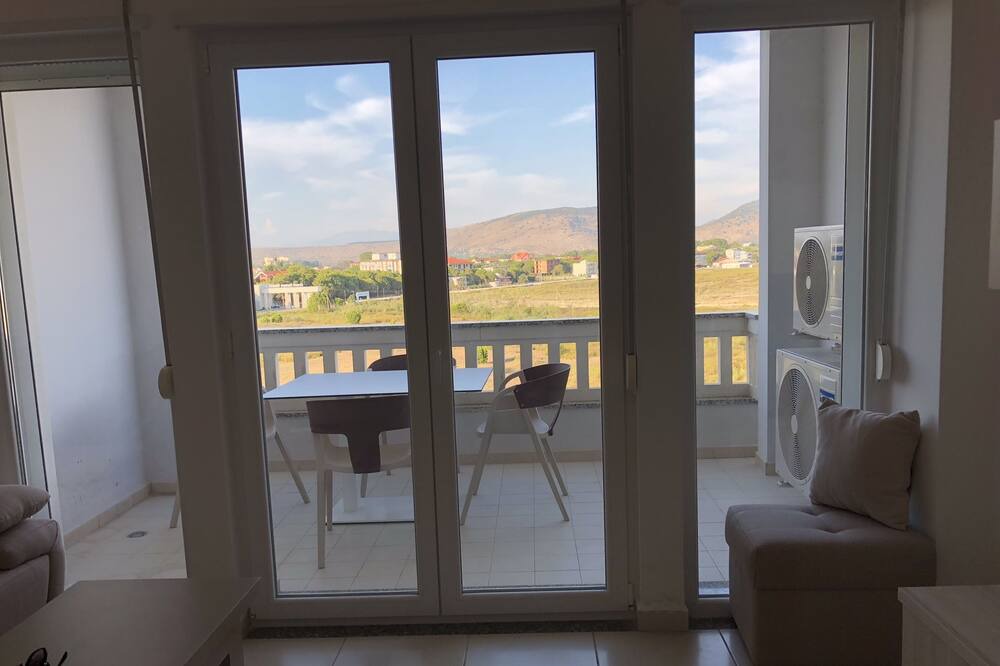 Photo of Patio Balcony in Velipoje