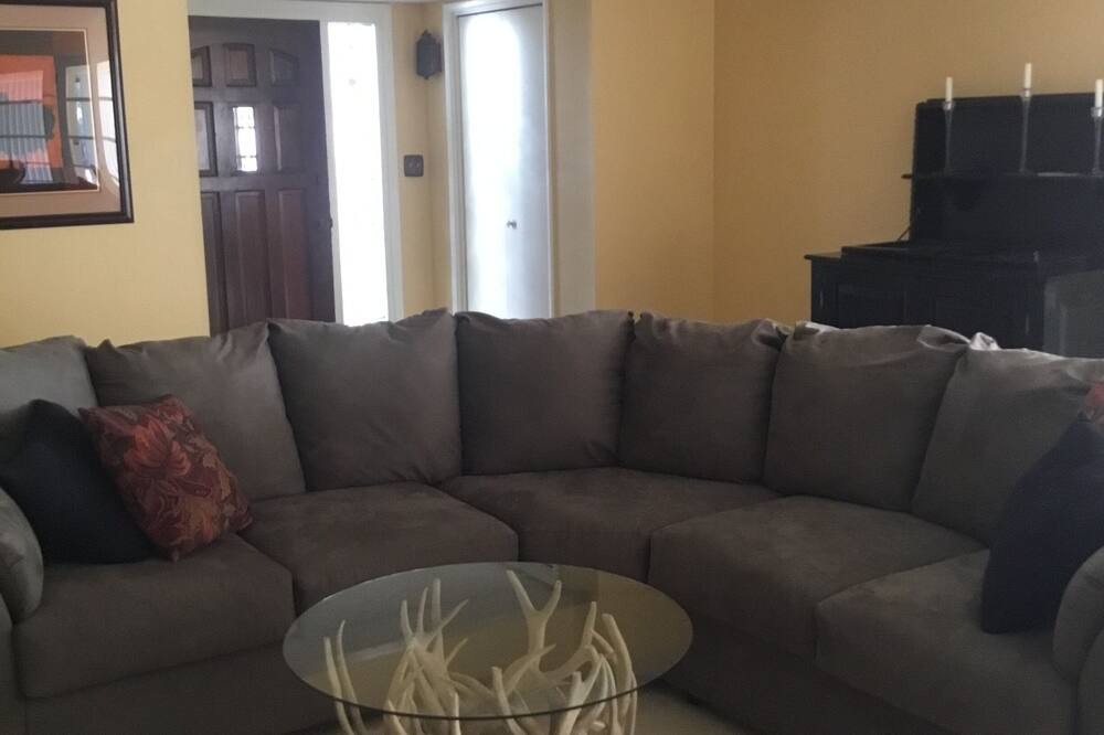 Photo of Livingroom in Green Valley Fairways