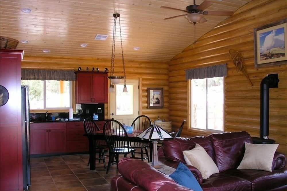 Photo of Livingroom in Kanab