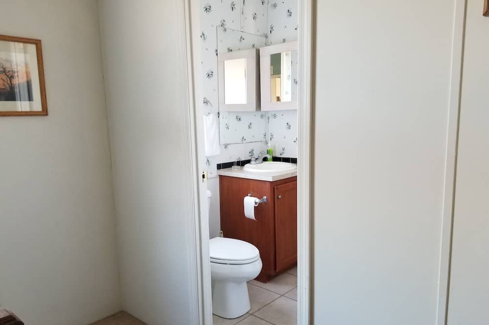 Photo of Bathroom in Maricopa