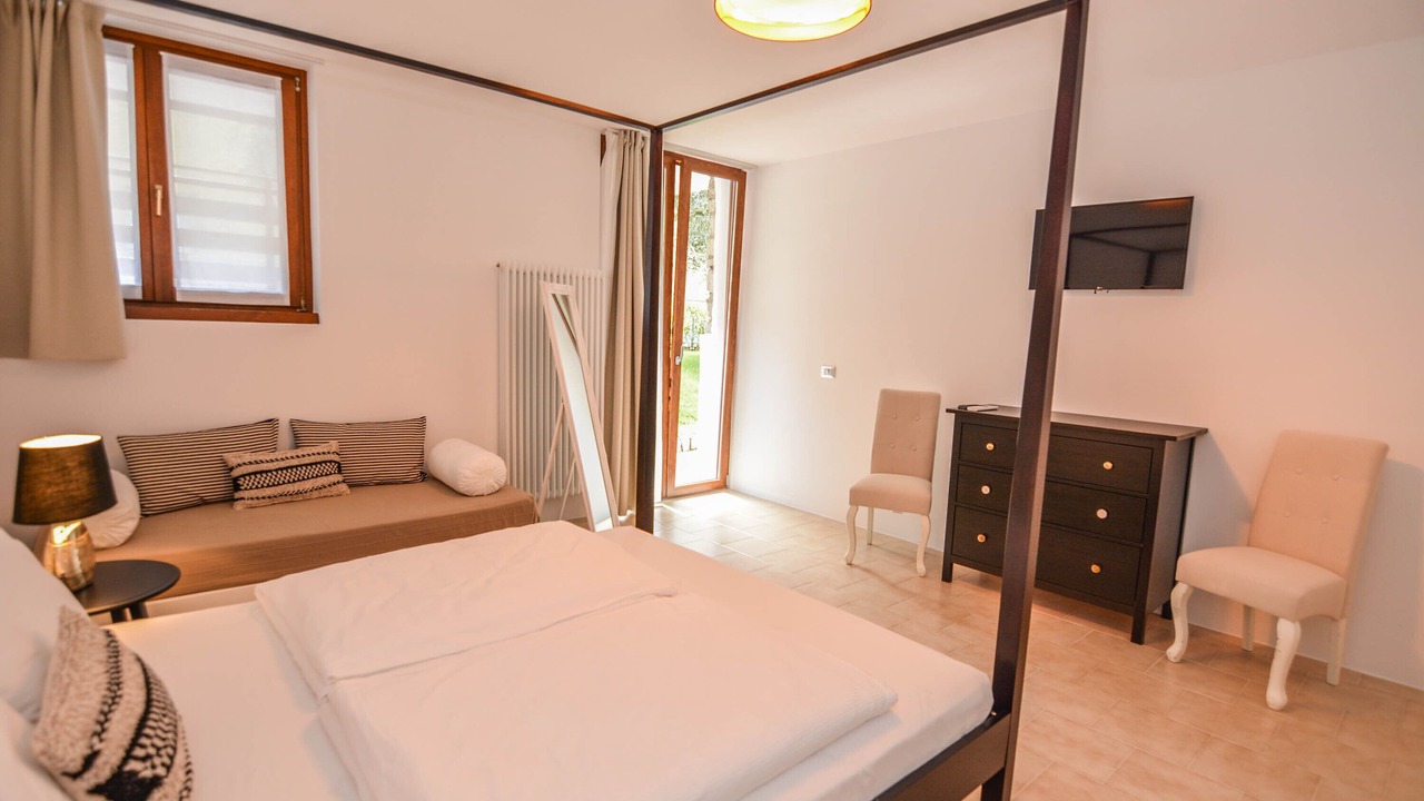 Photo of Bedroom in Nago-Torbole