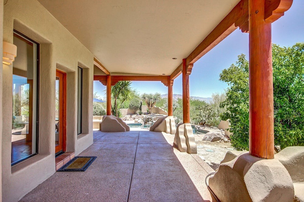 Photo of Outdoor in Sunset Hills Estates