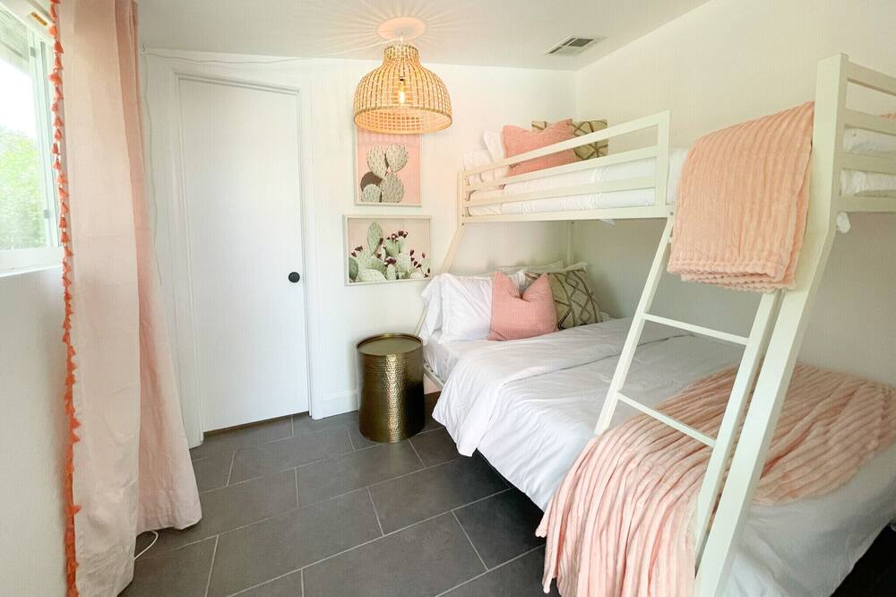 Photo of Bedroom in Park Scottsdale One