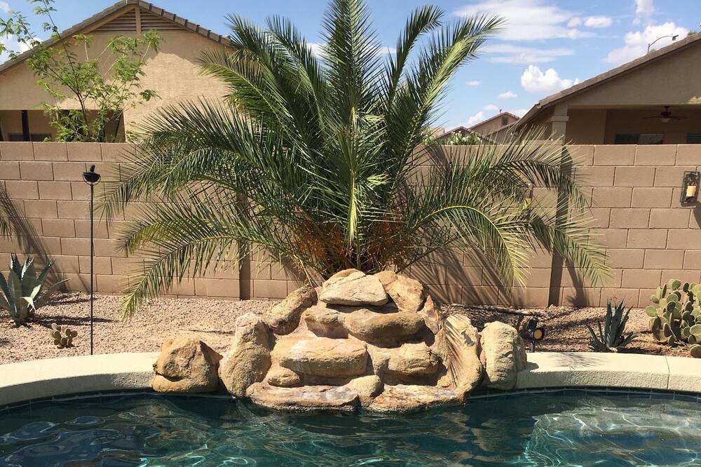 Photo of Outdoor in Maricopa