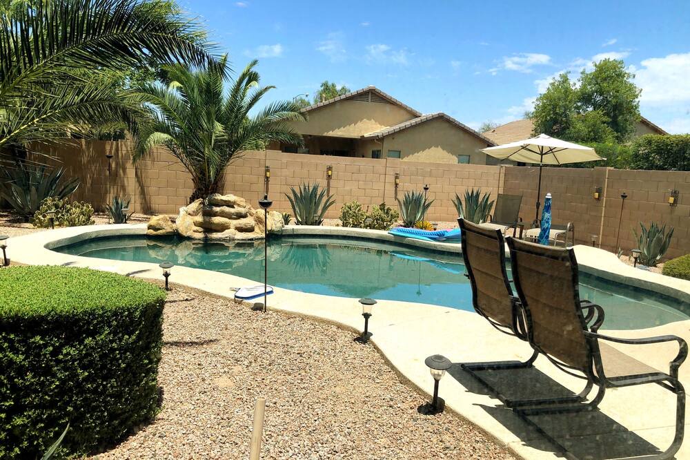 Photo of Outdoor in Maricopa
