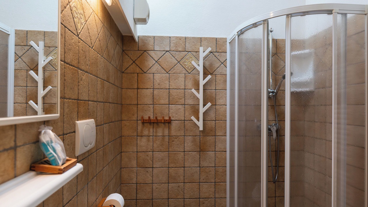Photo of Bathroom in Drena