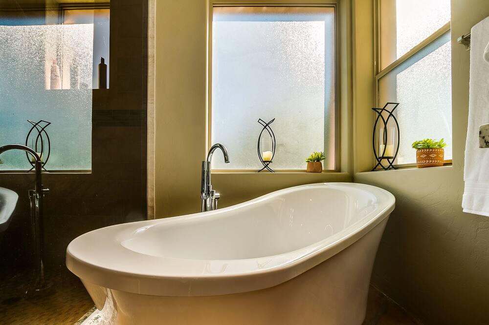 Photo of Bathroom in Tanque Verde