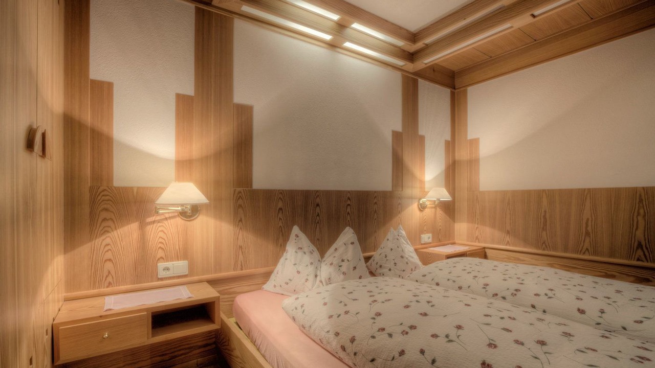 Photo of Bedroom in San Cassiano
