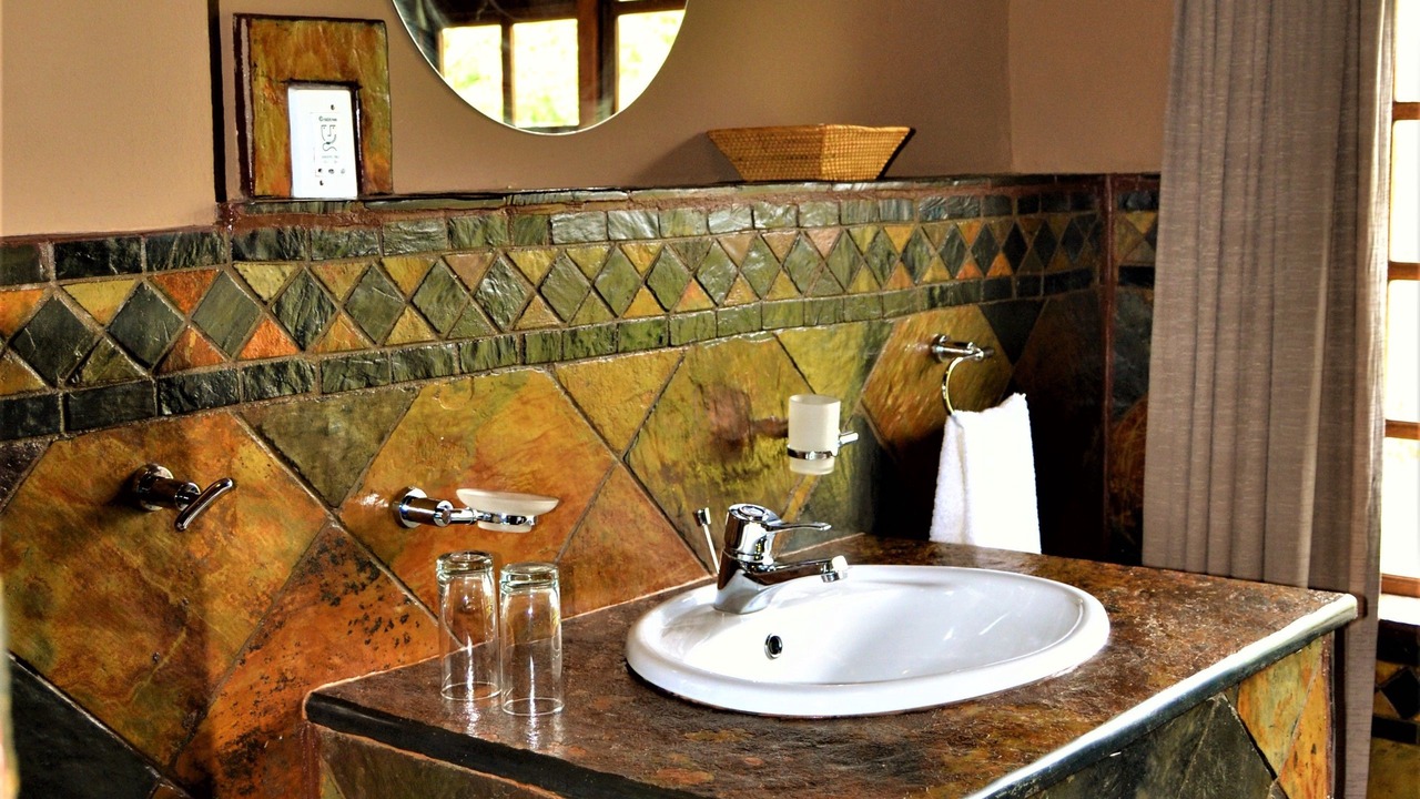 Photo of Bathroom in Colenso