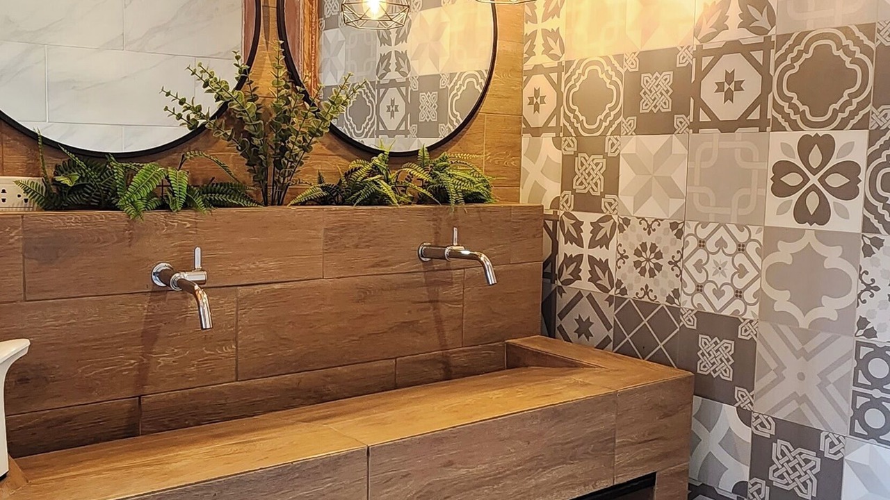 Photo of Bathroom in Salas