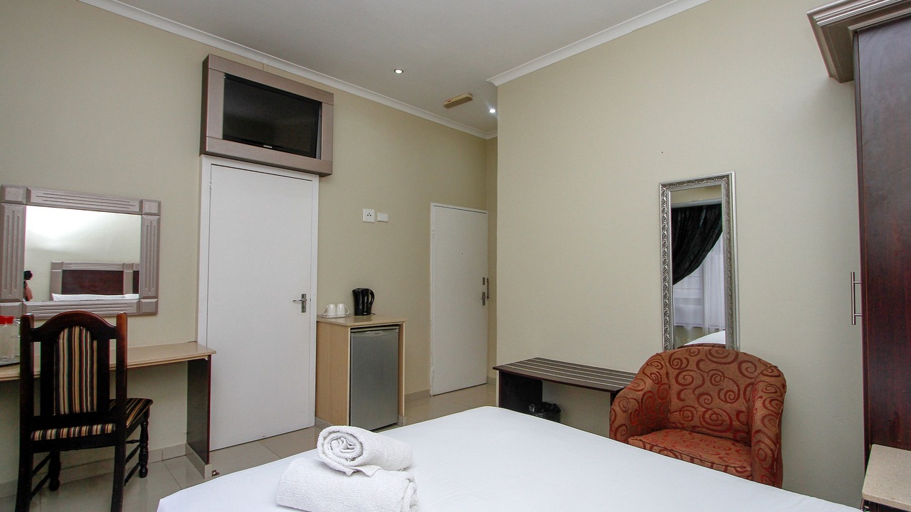 Photo of Bedroom in Berea