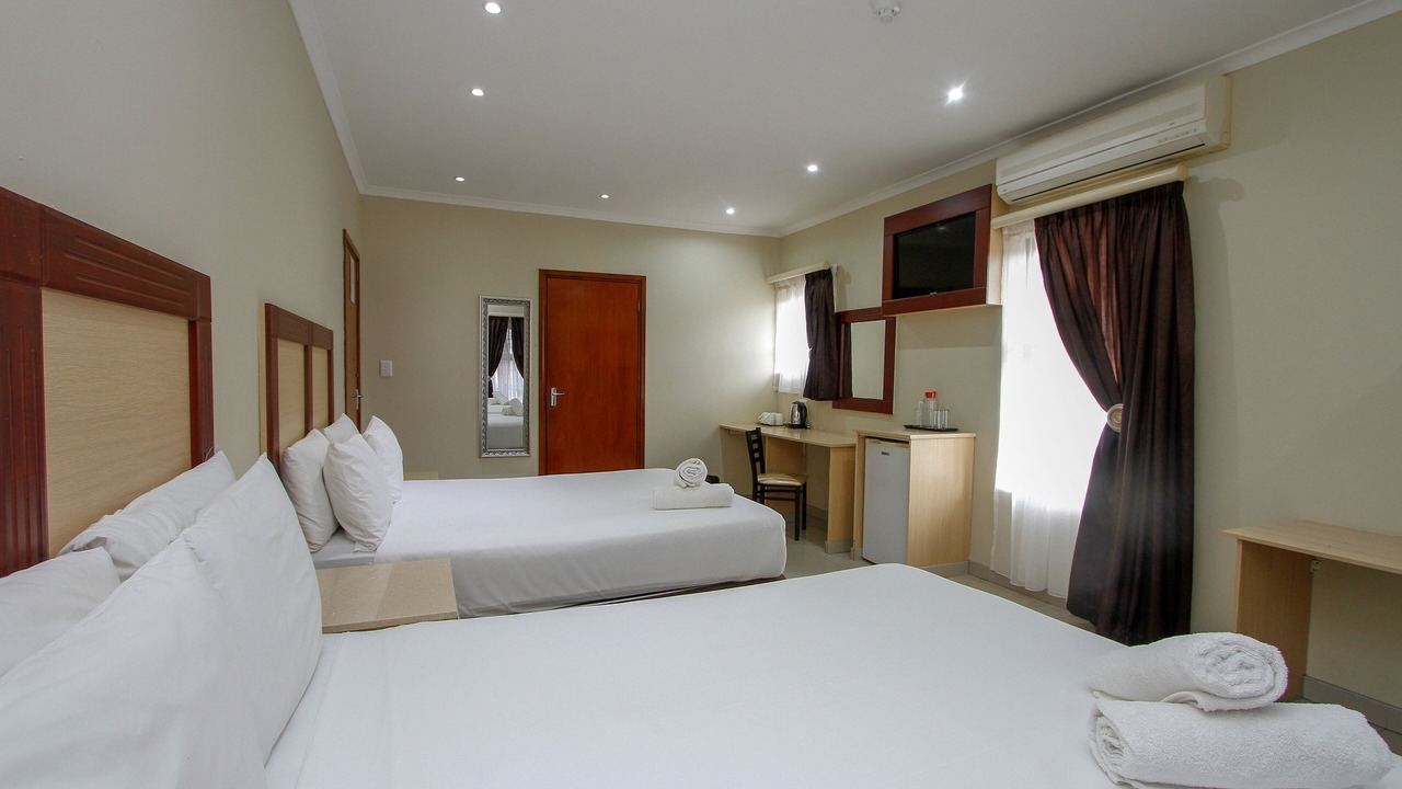Photo of Bedroom in Berea