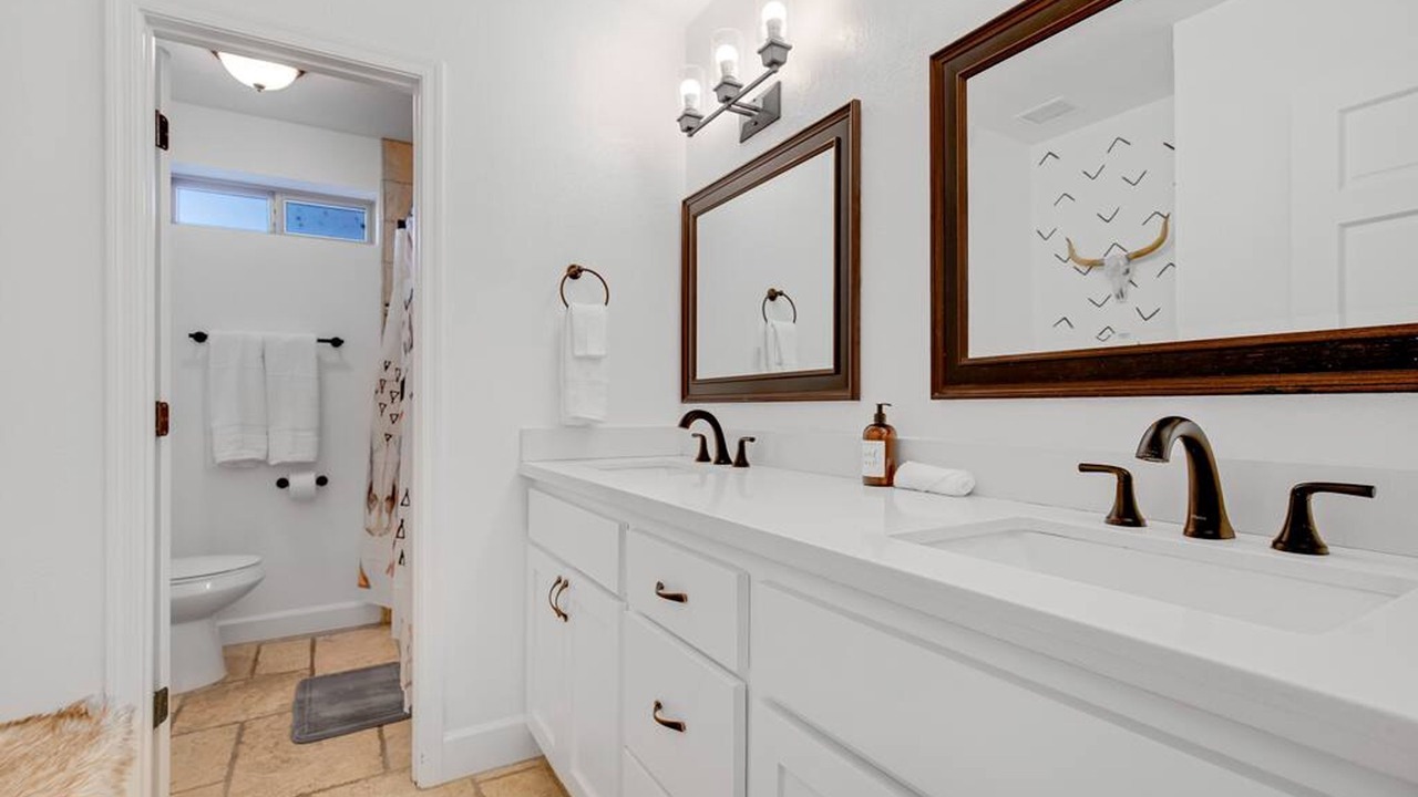 Photo of Bathroom in Shalimar