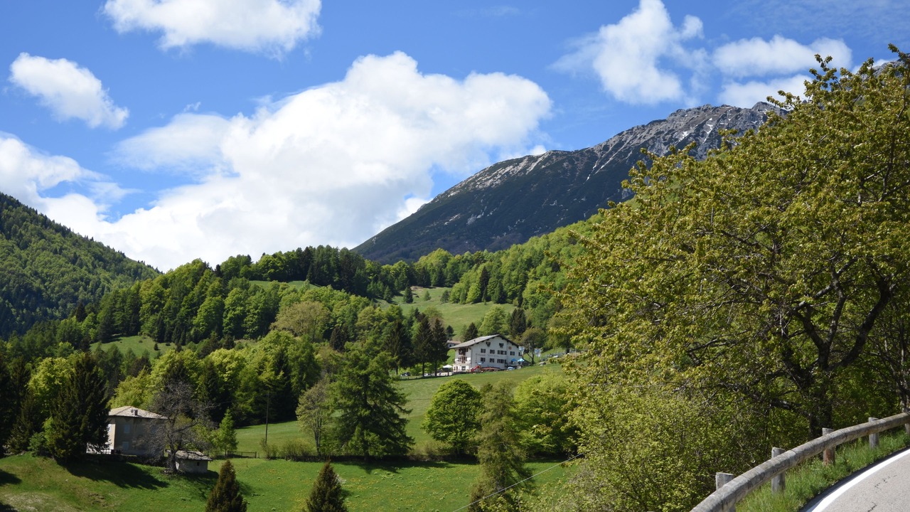 Photo of Outdoor in Avio