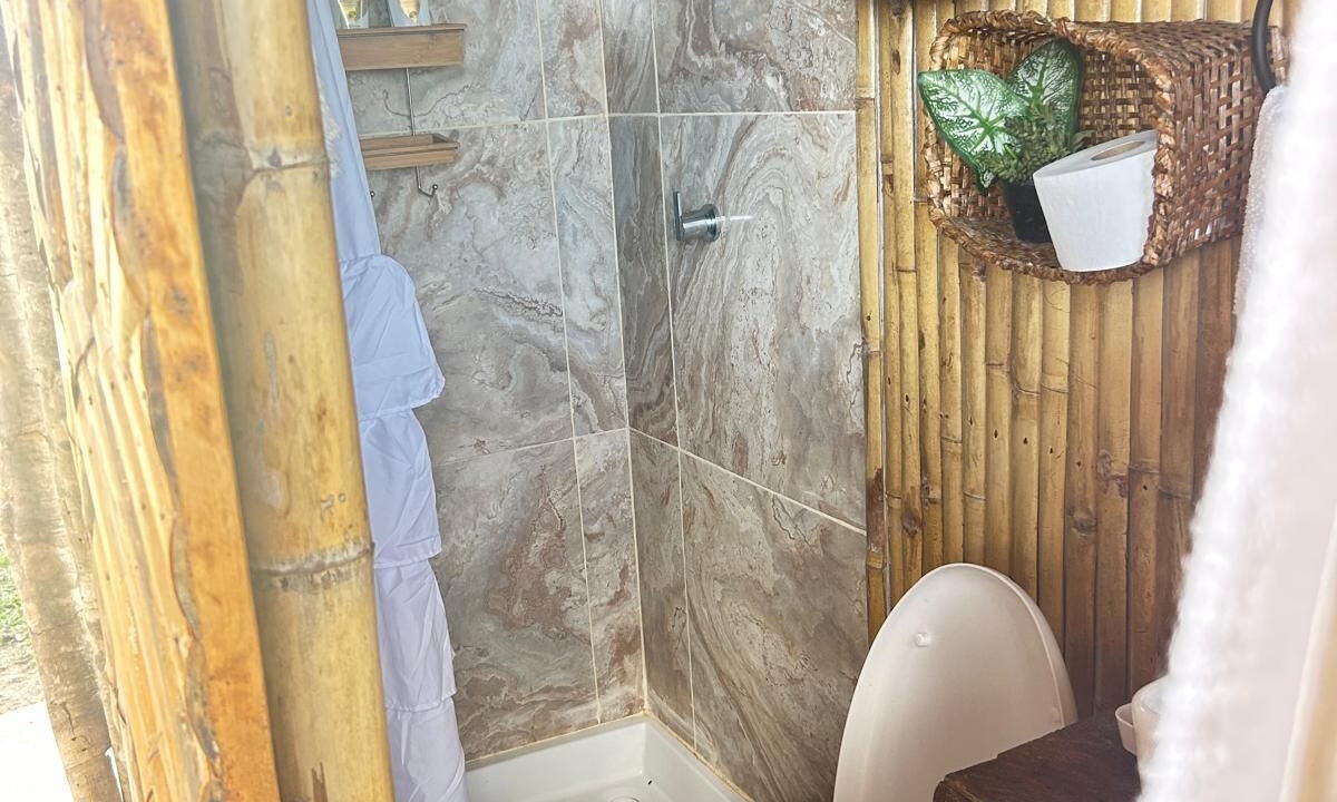 Photo of Bathroom in Sauce