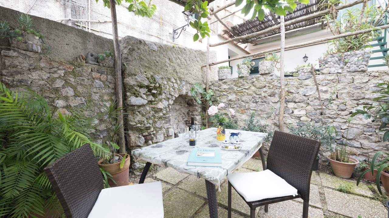 Photo of Outdoor in Pontone