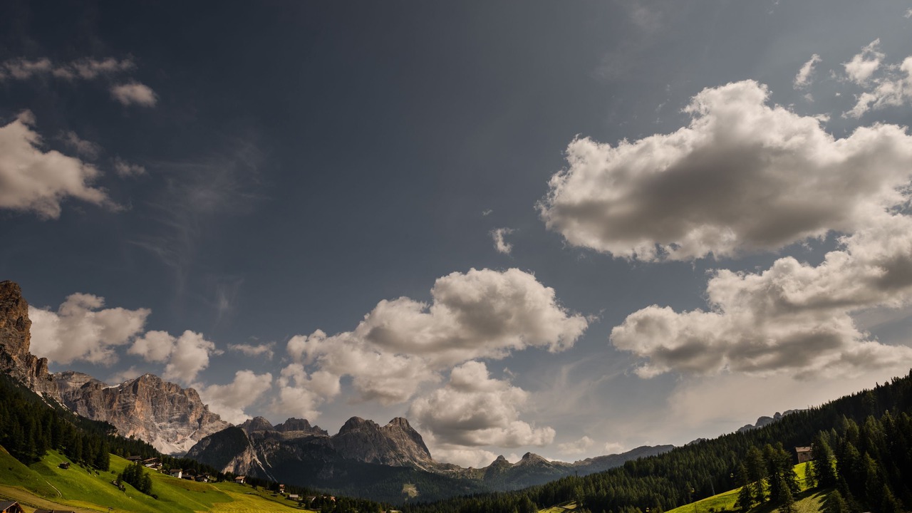 Photo of Bedroom in San Cassiano