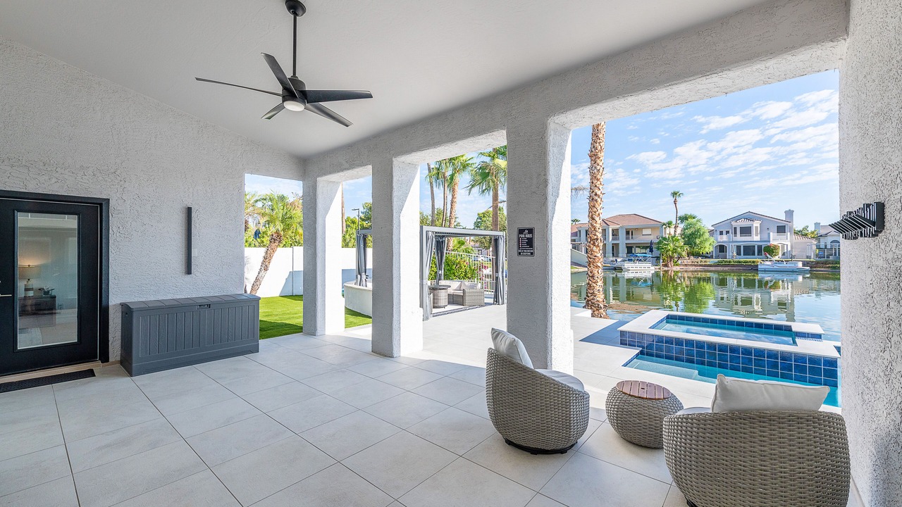 Photo of Outdoor in Val Vista Lakes