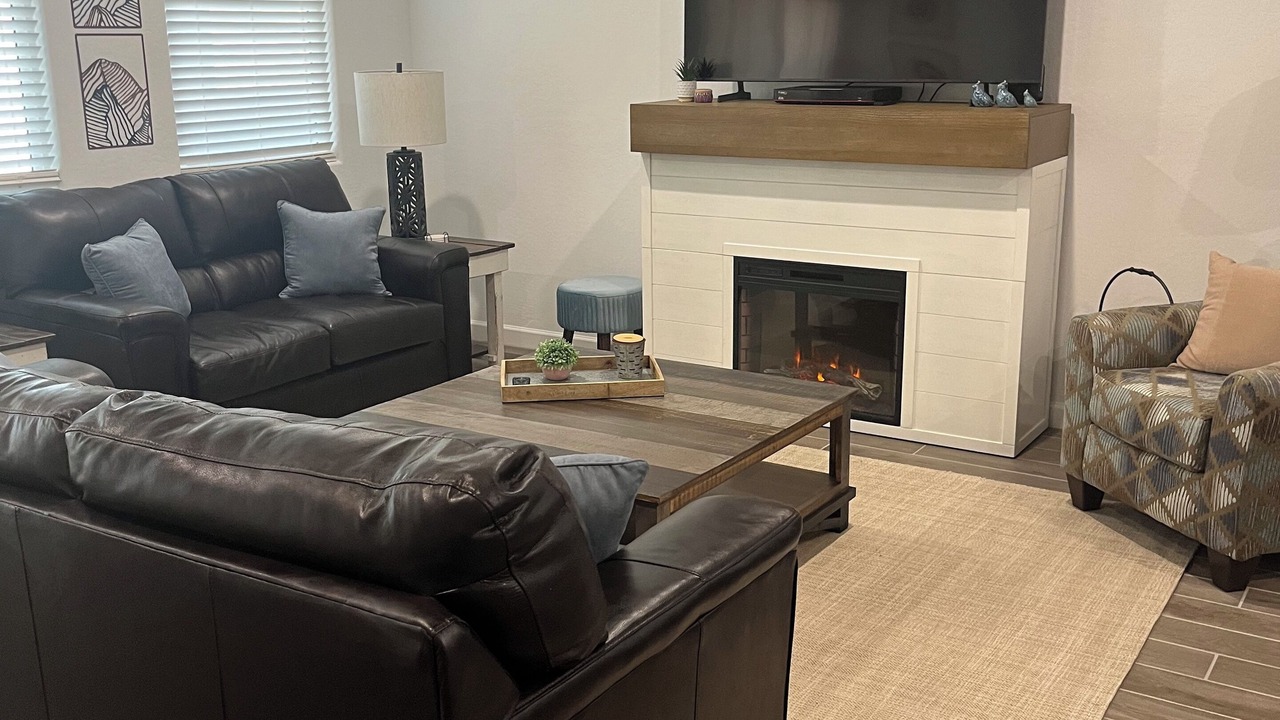 Photo of Livingroom in Gold Canyon