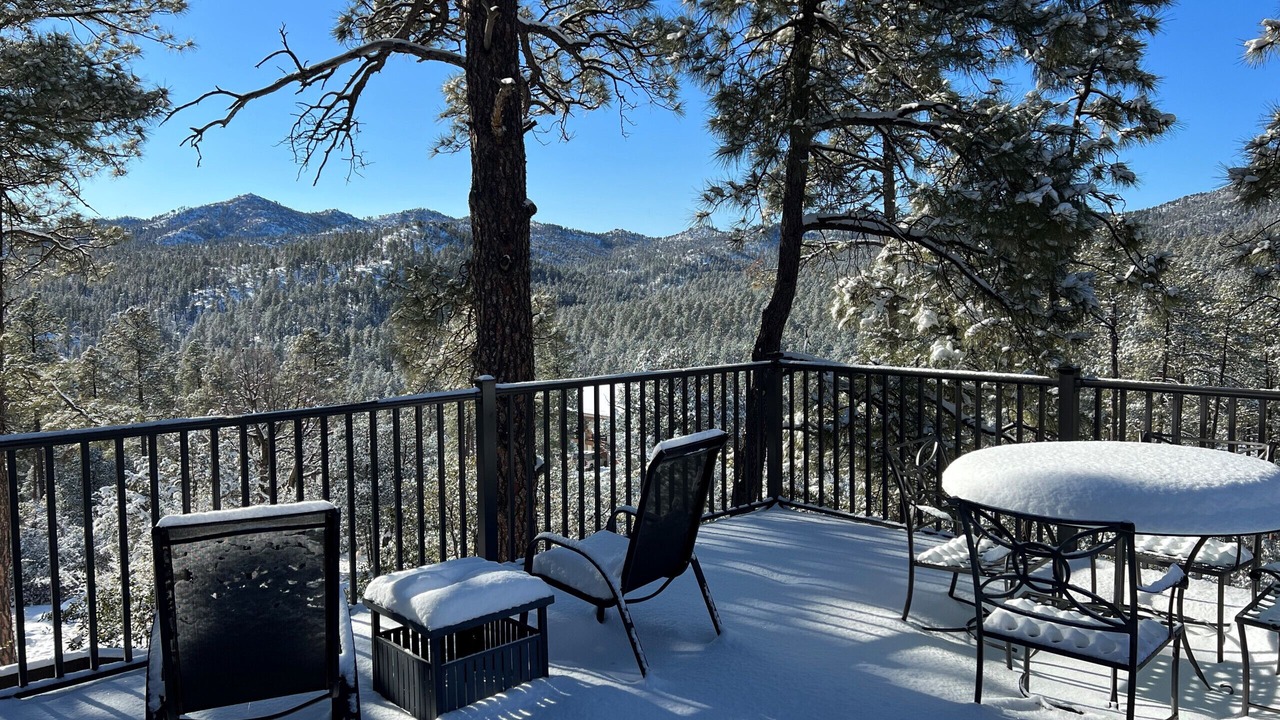 Photo of Outdoor in Highland Pines