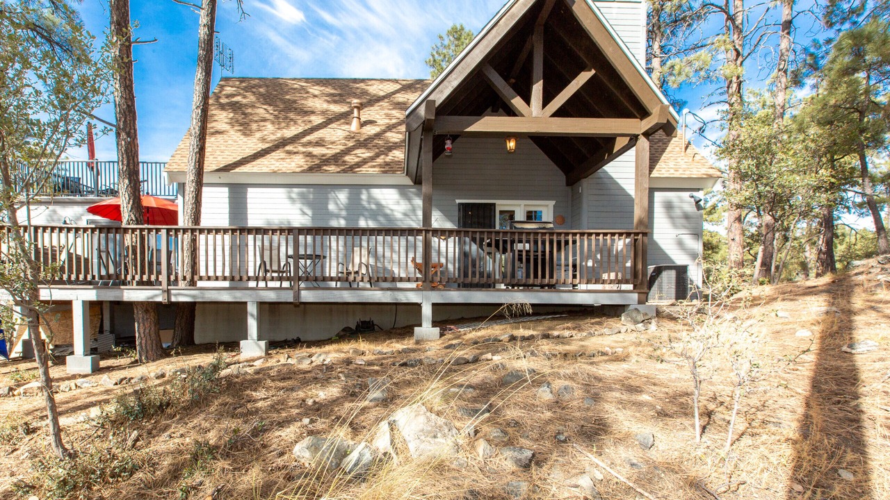 Photo of Outdoor in Highland Pines