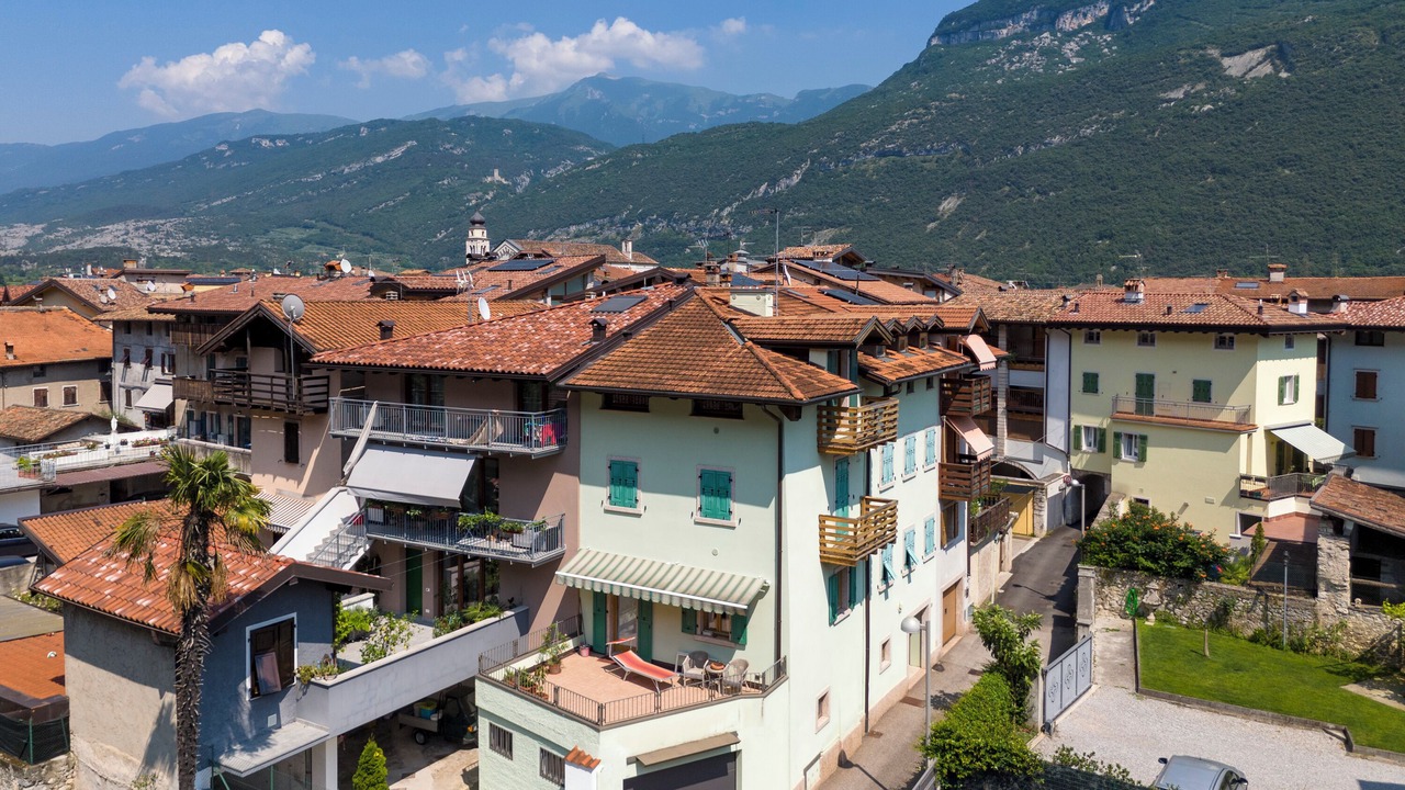 Photo of Outdoor in Dro