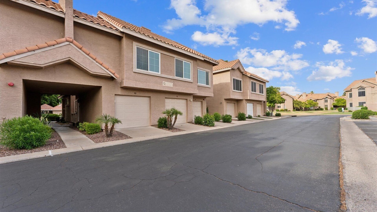 Photo of Outdoor in Val Vista Lakes